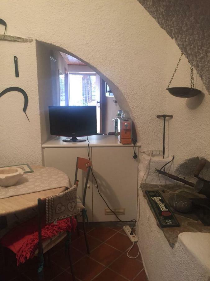 Tavernetta A 10 Minuti Dal Mare Villa Diano San Pietro Exterior foto